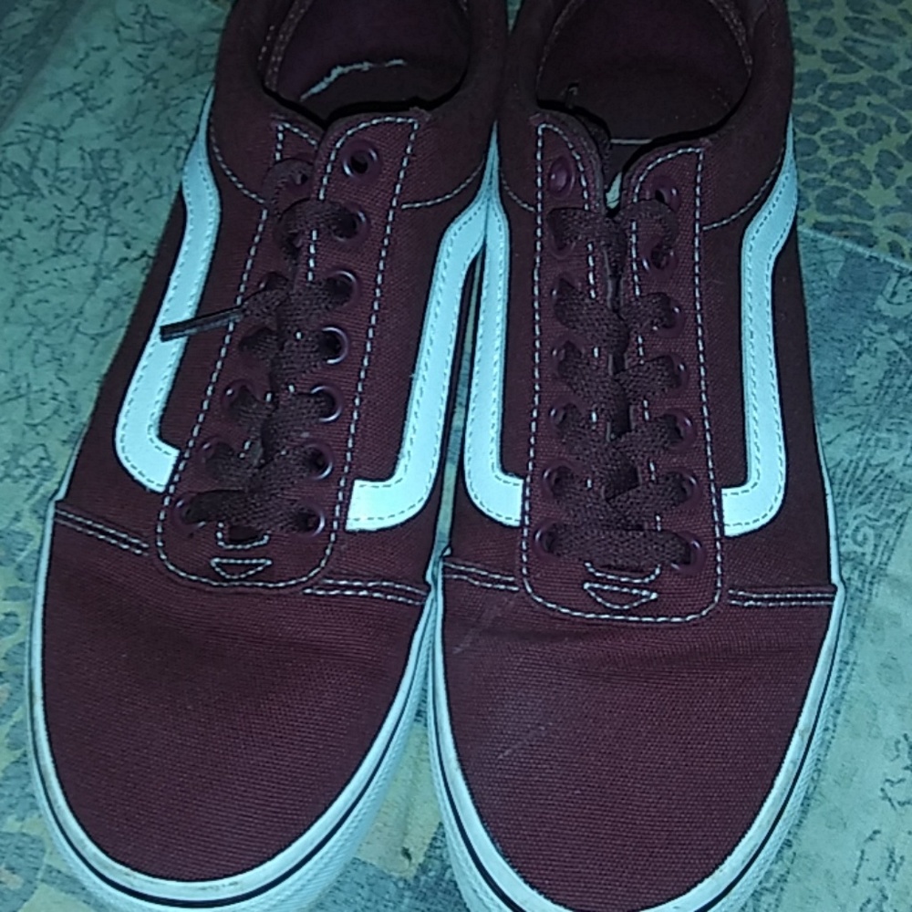 Vans - Picture 2 of 2